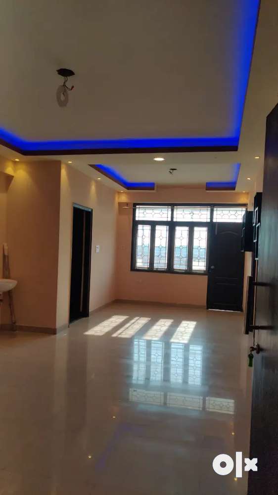 3BHk flats flr rent near Lanka Truma centre in apartment