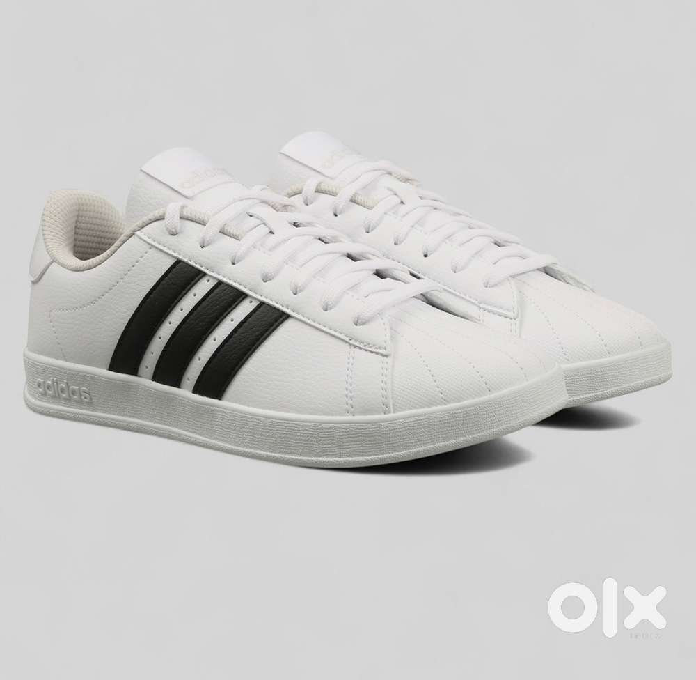 Adidas OG sneakers in lowest price.