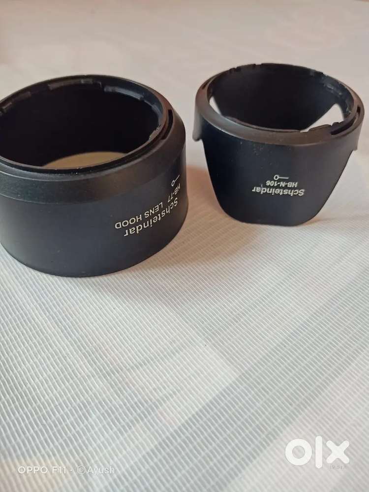 Nikon camera lens hood(70-300) and (18-55)