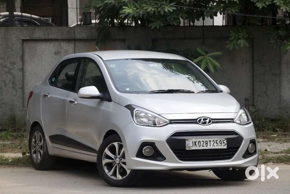 Hyundai Xcent 2017 Petrol 55000 Km Driven top model 1st owner 2 keys