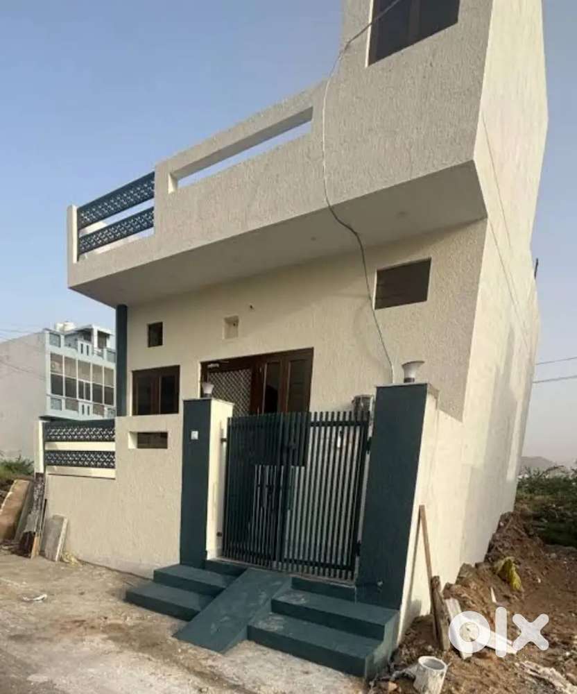 House Sale near sabujnagar