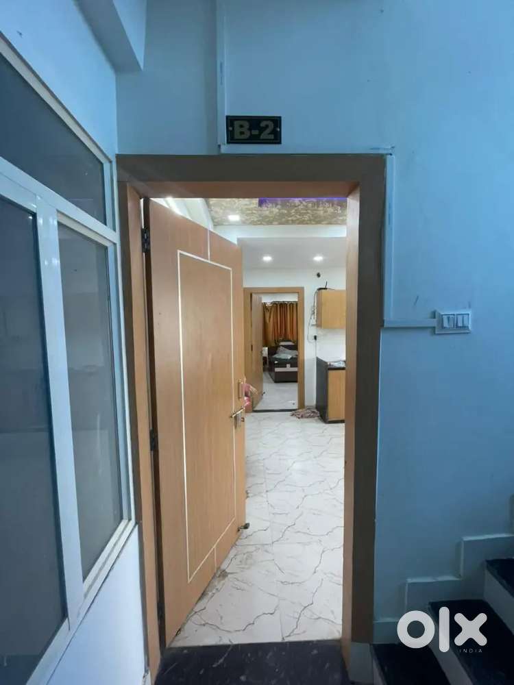 Couples Bachelors and family