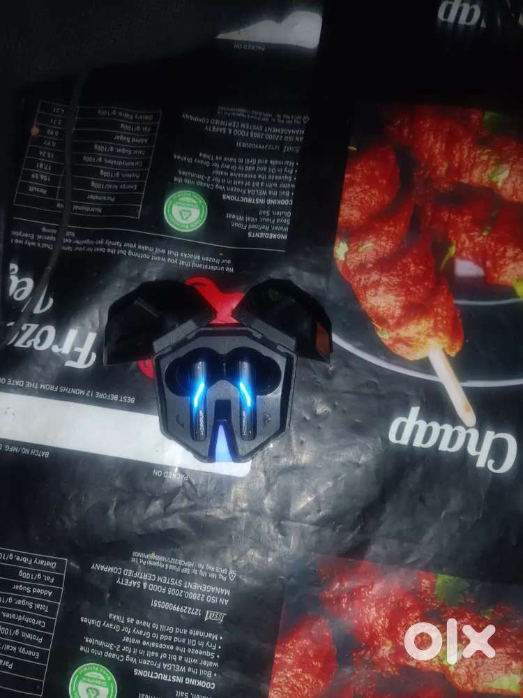 Combo of Hop xo6 earbuds & sign buds 2