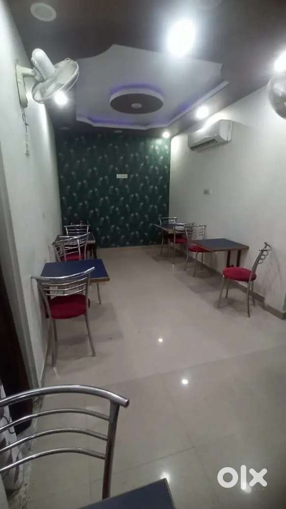 Cook व Helper for Thali & Tifin