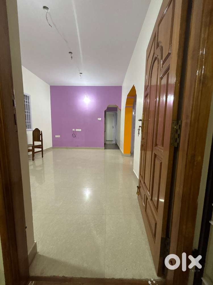I am Owner,  LEASE - 2BHK flat in second floor for lease immediately