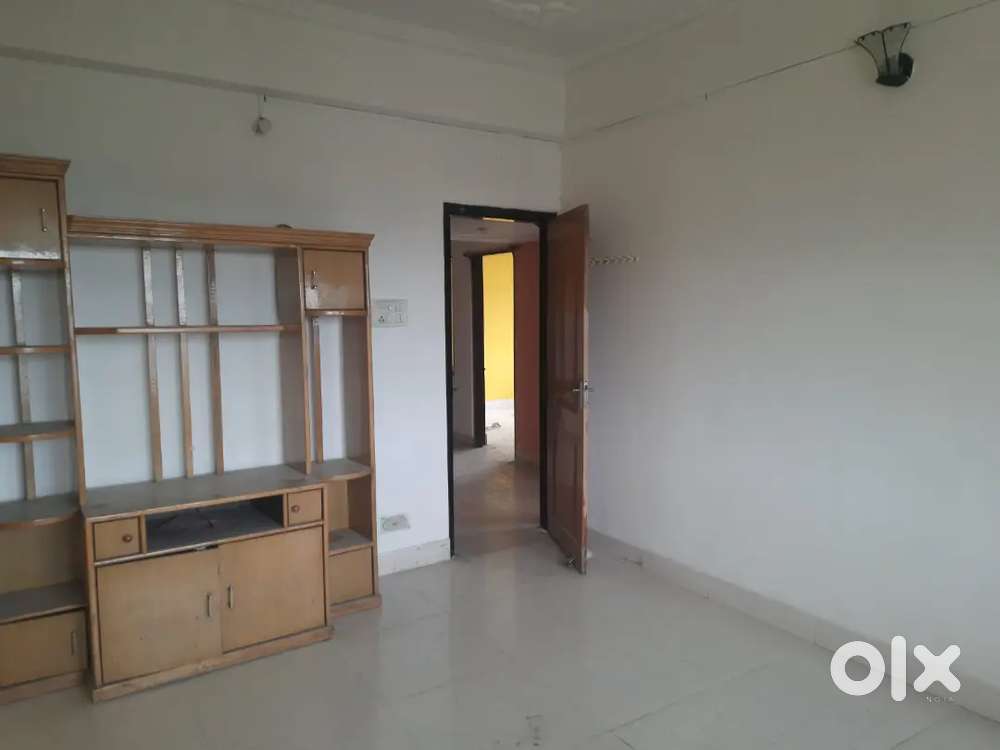 Deluxe 3bhk flat rent at Rehabari