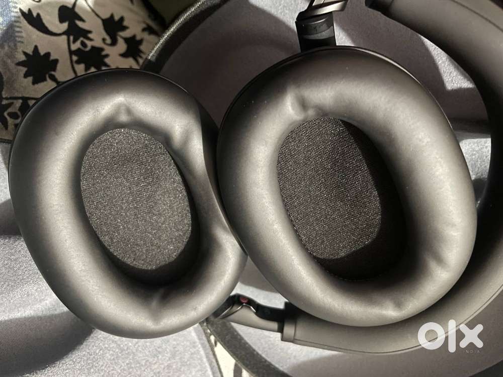 Sony WH-1000XM6 (Black)