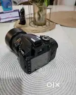 Nikon D3200 DSLR in pristine condition