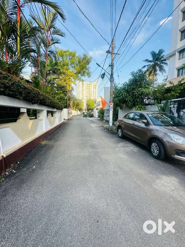 6.200 CENT RESIDENTIAL LAND SALE IN PANDIT COLONY