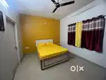 Fully furnished girls pg at fatehgunj near petrol pump