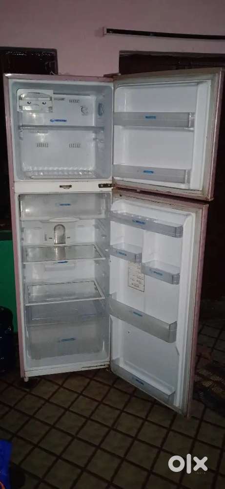 Double door fridge