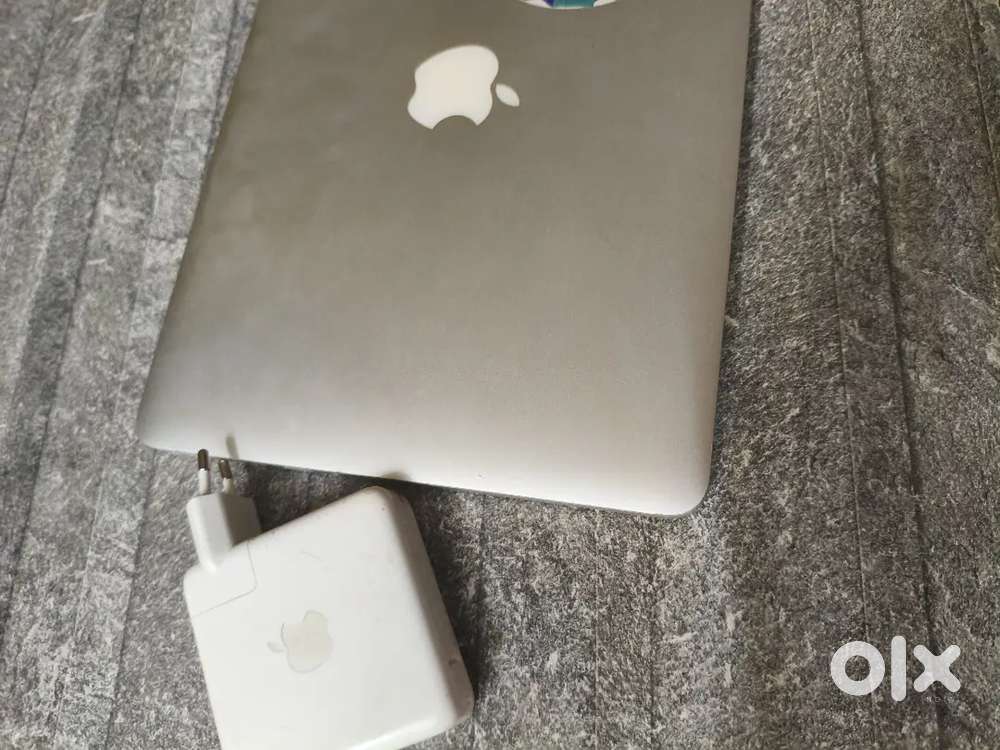 Macbook bro original spare parts available