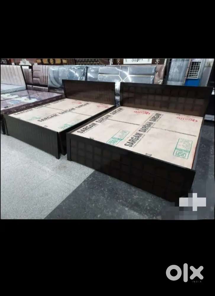 Disco polish bed with box 6/6