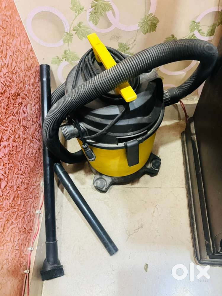 Inalsa Vacuum Cleaner - Wet and Dry