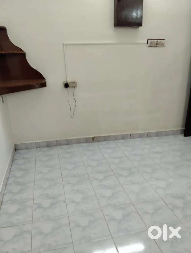 3 bhk apartmant rent family Velachery