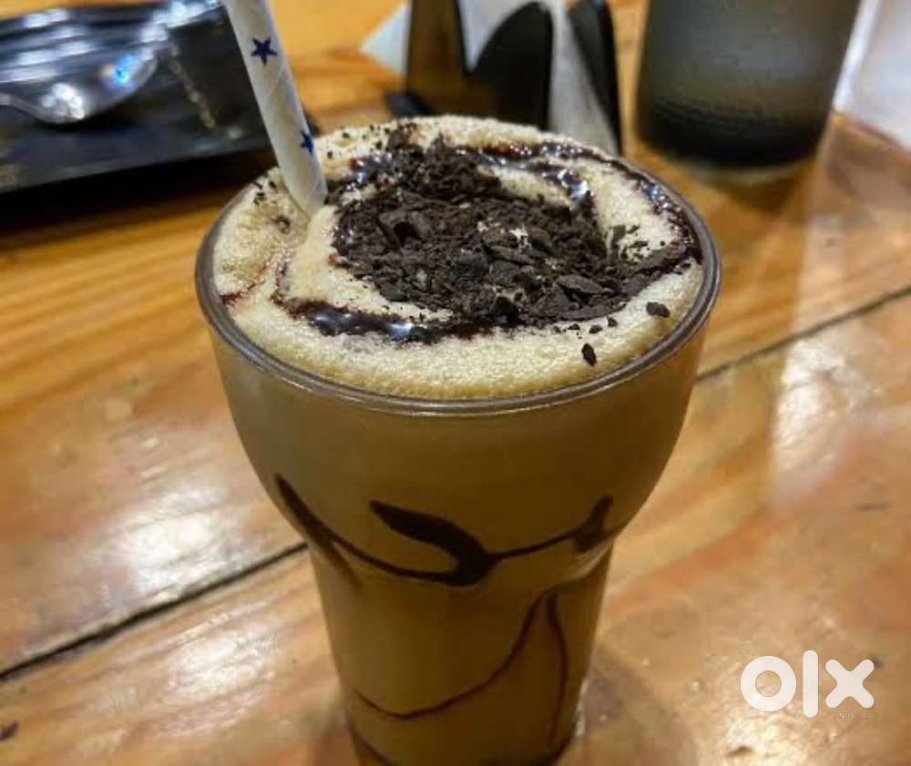 Fresher Ladki Chay Cafe outlet Ke Liye