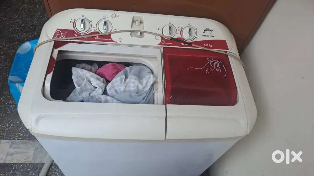 Godrej semi automatic washing machine