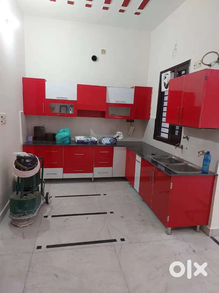 Independent kothi for rent in guru amardas avenue