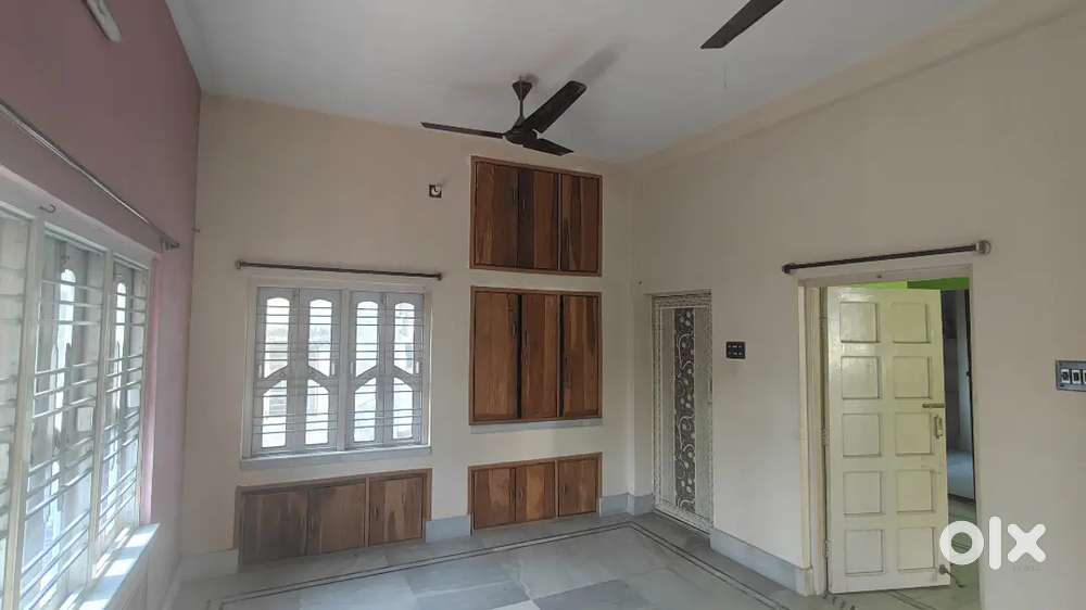 1 bhk huge are room for rent only for students
