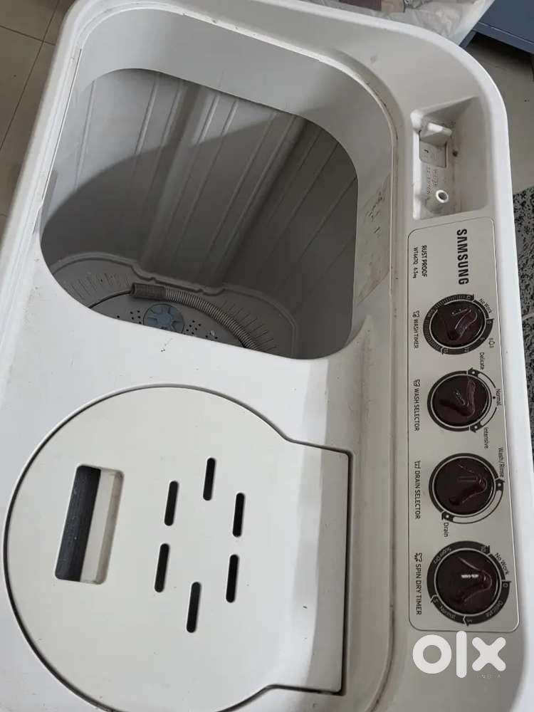 SEMI AUTOMATIC WASHING MACHINE
