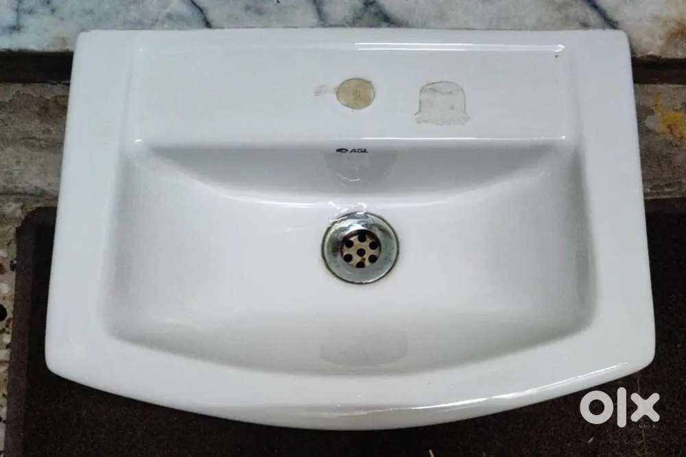Wash basin