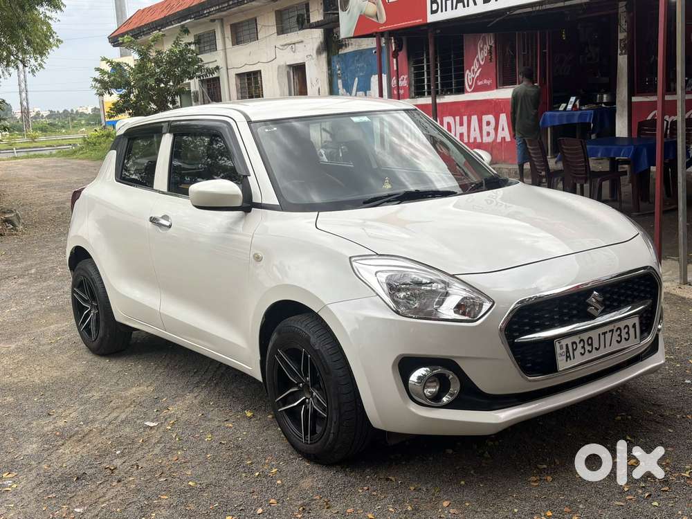 Maruti Suzuki Swift LXI Optional-O, 2021, Petrol