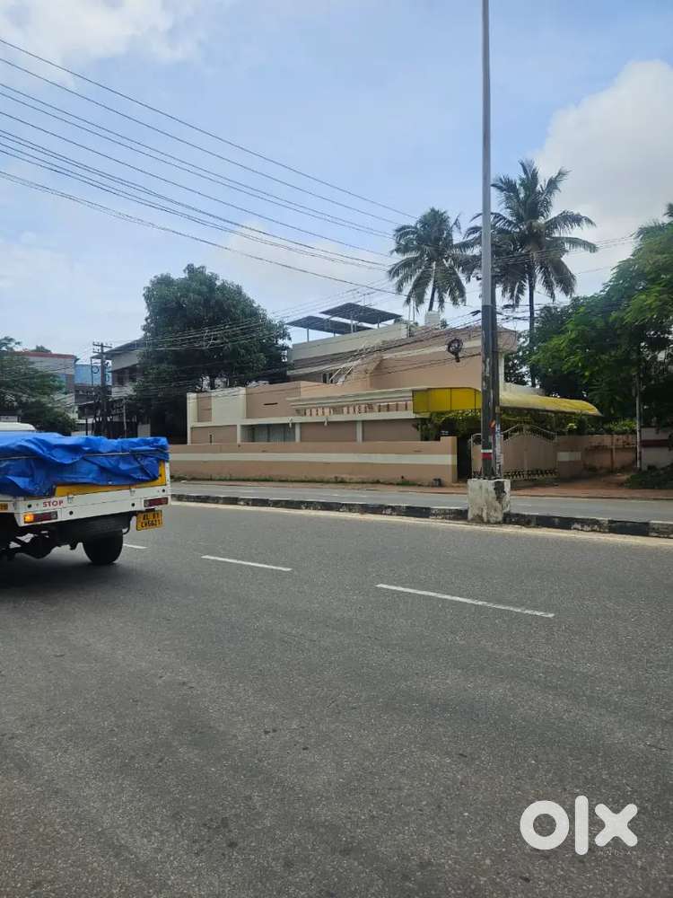 നിംസ് ഹോസ്പിറ്റൽ അടുത്തായി റോഡ് പ്രിന്റേജ് 6 സെൻറ് ഒരു സെൻറ് 15 ലക്ഷം