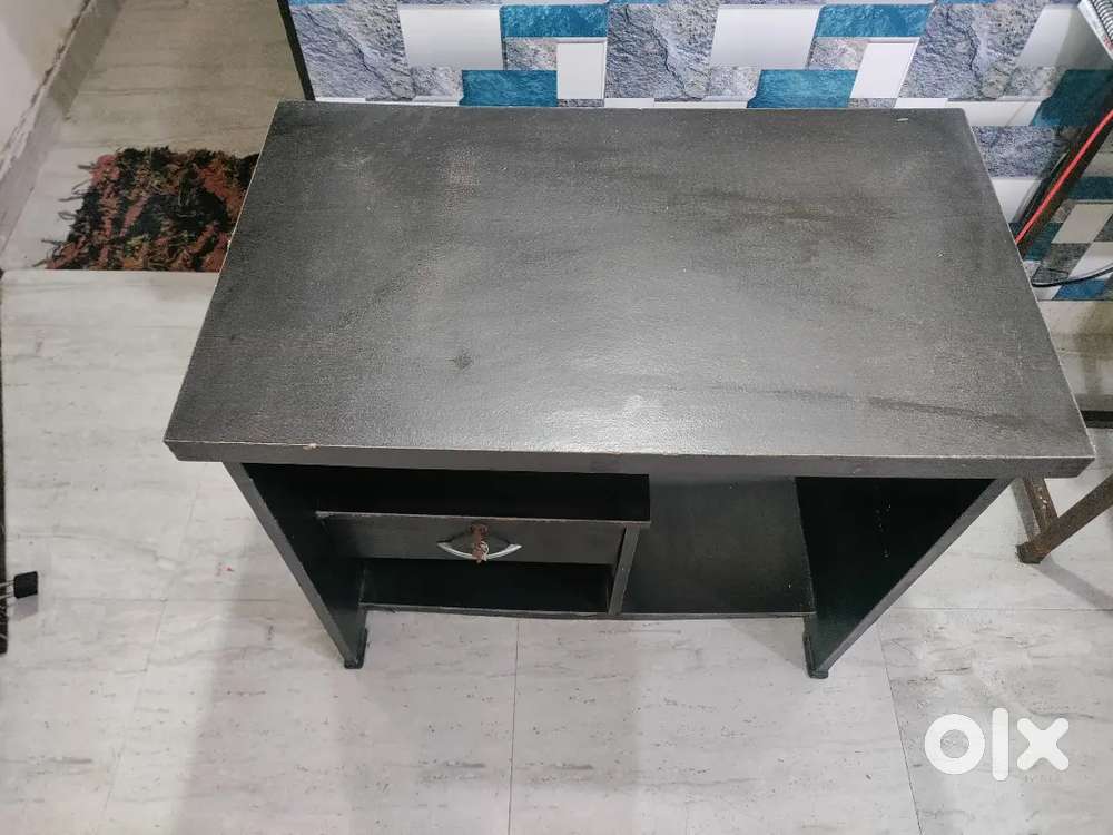 Reading table