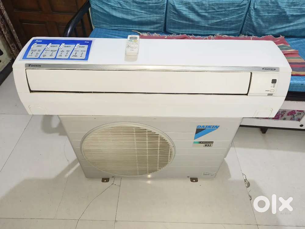 Daikin 2 ton inverter 4 star split ac new condition