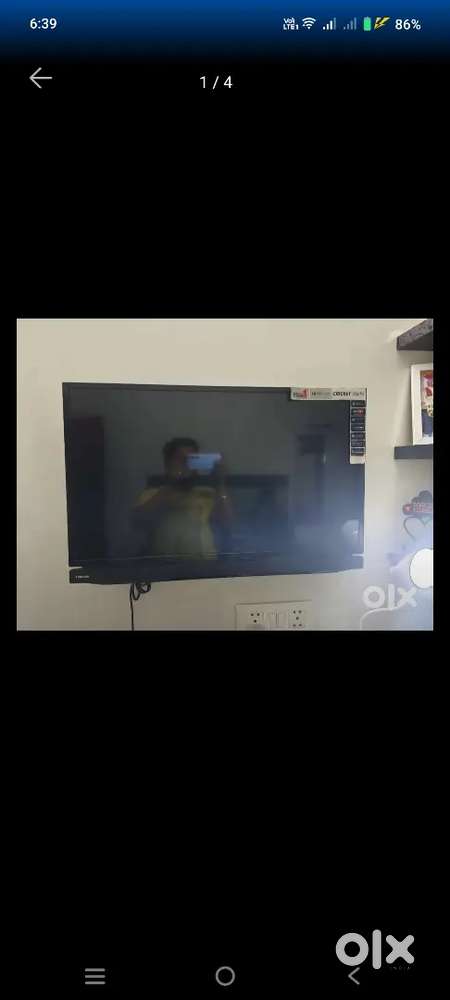 Excellent condition LCD with everything working, toshiba brand