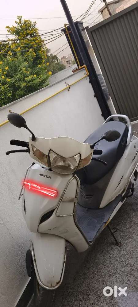 Honda Scooter in Good Condition (Serviced)