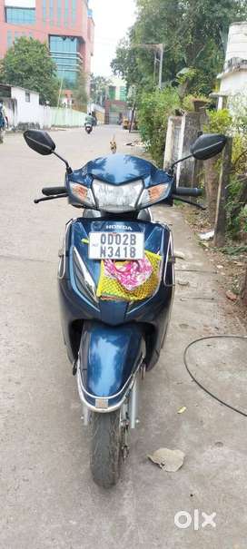 Want to sell single handed scooter i.e. Honda Activa 6G