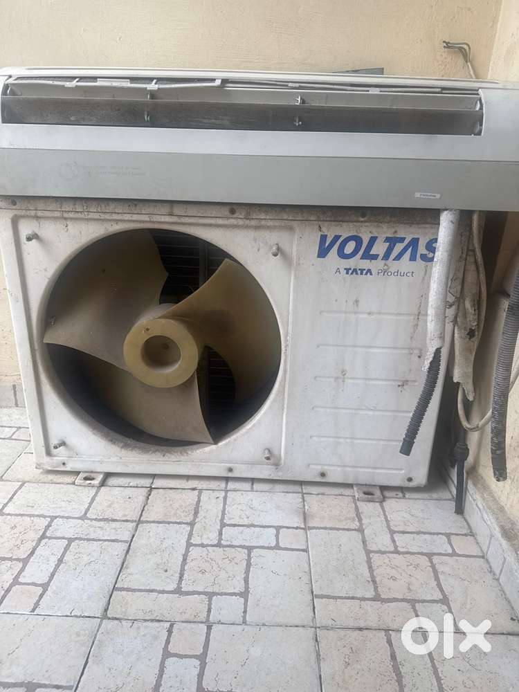 1 Ton Voltas Split Ac for sale