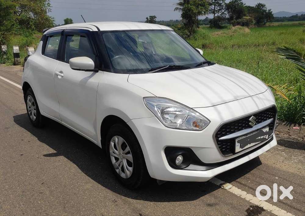 Maruti Suzuki Swift VXi + Manual, 2021, Petrol