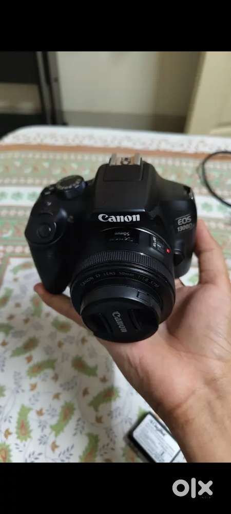 Canon 1300D for sale