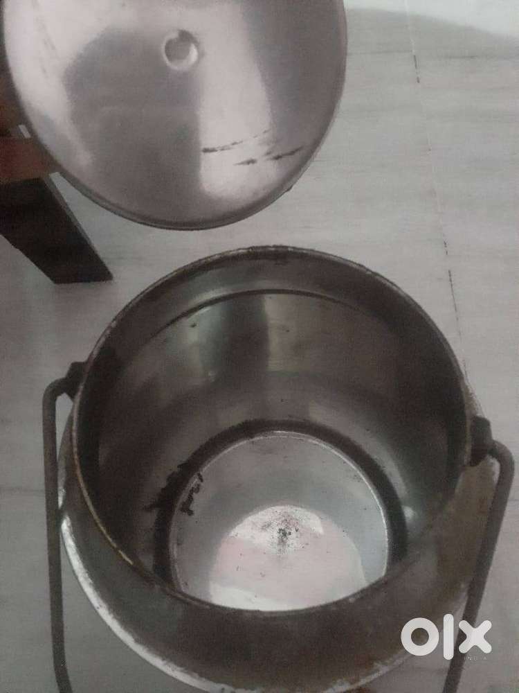 Halwai kadhai,cooker,dolchi,suryagas chulha,stabilizer,maharaja juicer