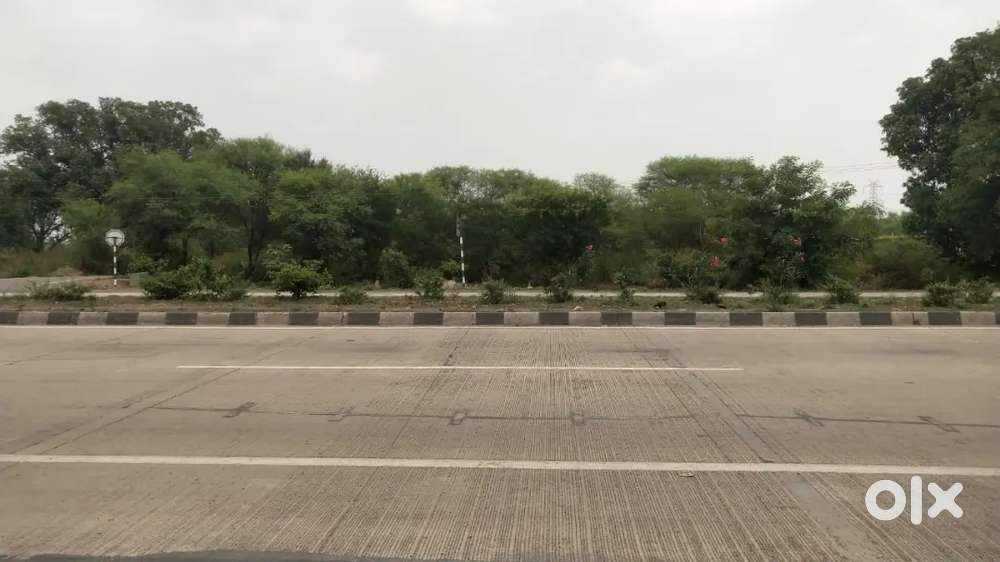 bilaspur railway station  se 3 km bilaspur masturi  main road 200'