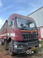 Mahindra Navistar MN31