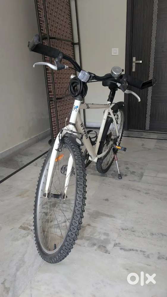 My Bike White (Decathlon)

YOUR