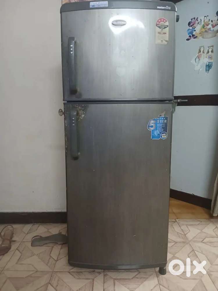 Whirlpool refrigerator double door 4 star