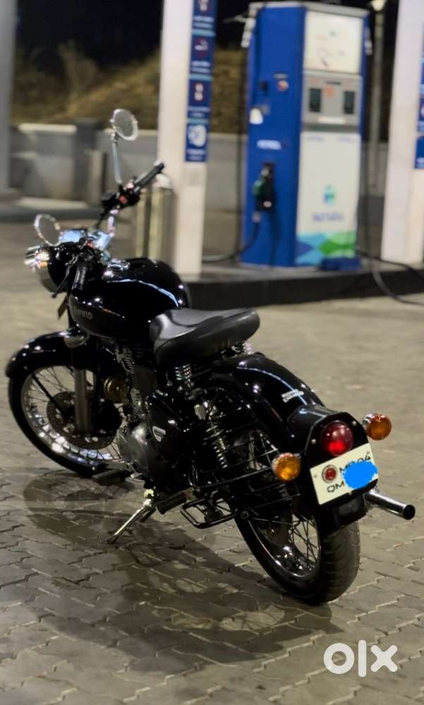 royal enfield 350 full black showroom condition