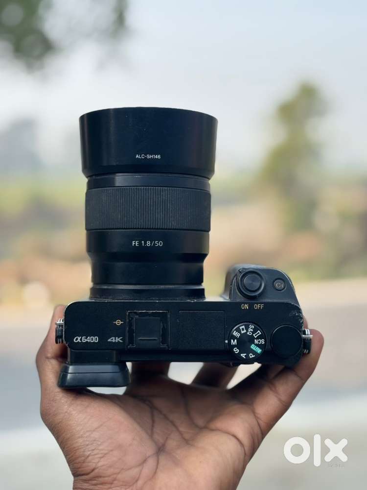 Sony a6400 +50 mm lens