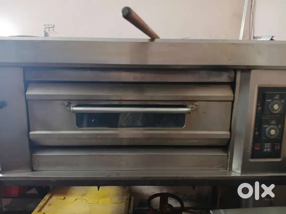 Pizza restaurant all saman selling