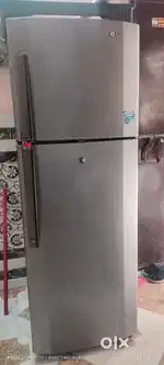 Duble door frizz working condition gray color well in good condition.