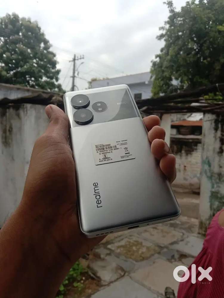 Realme GT 6T