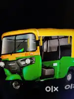 Auto driver chahiye