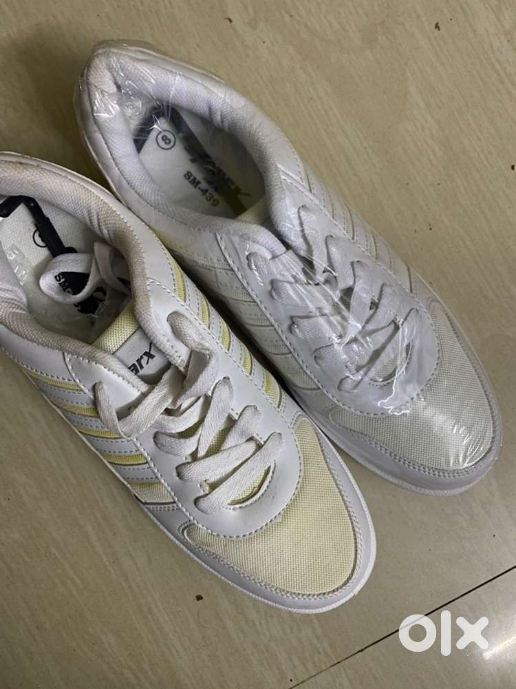 Sparx sneakers