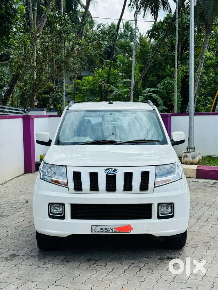 Mahindra TUV 300 2017 low klm