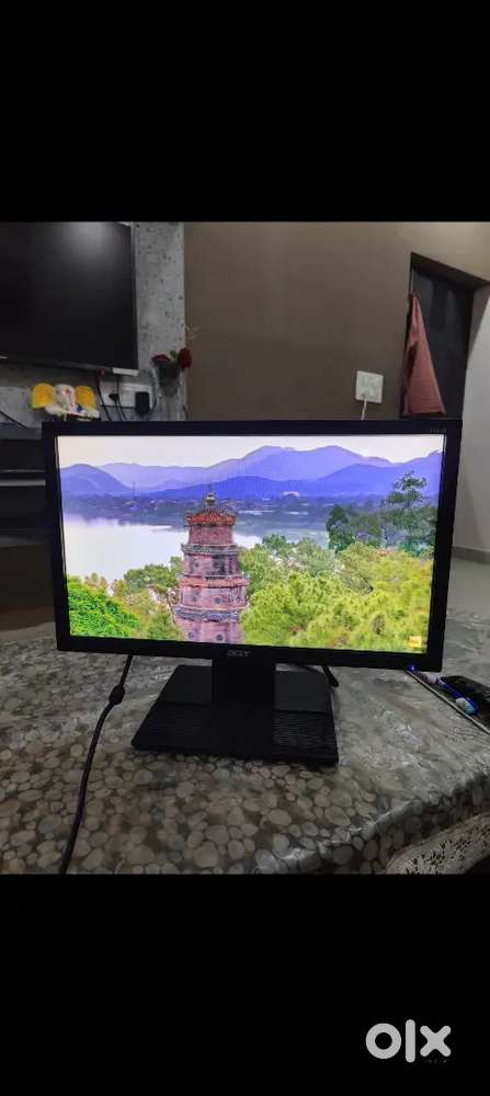 Acer Monitor 19 inch Warranty Unused