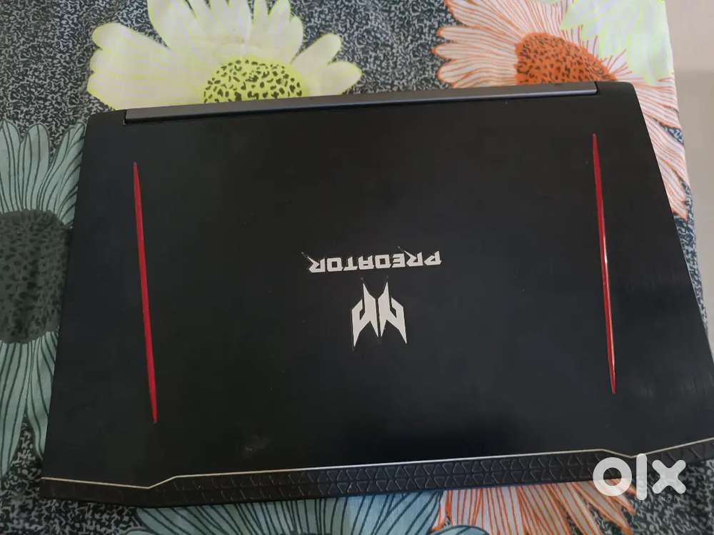 Acer Predator Helios 300 PH315-51 – i5 / GTX 1050Ti / 32GB RAM